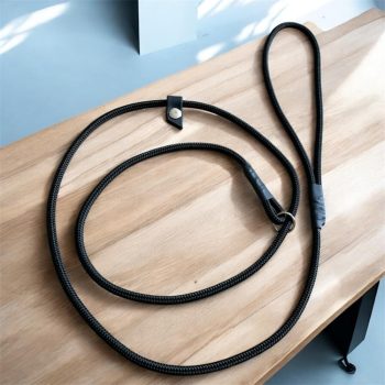 kotelporaz-kutyakiallitasra-showlead-showleash-egyediporaz-kezzelkeszult